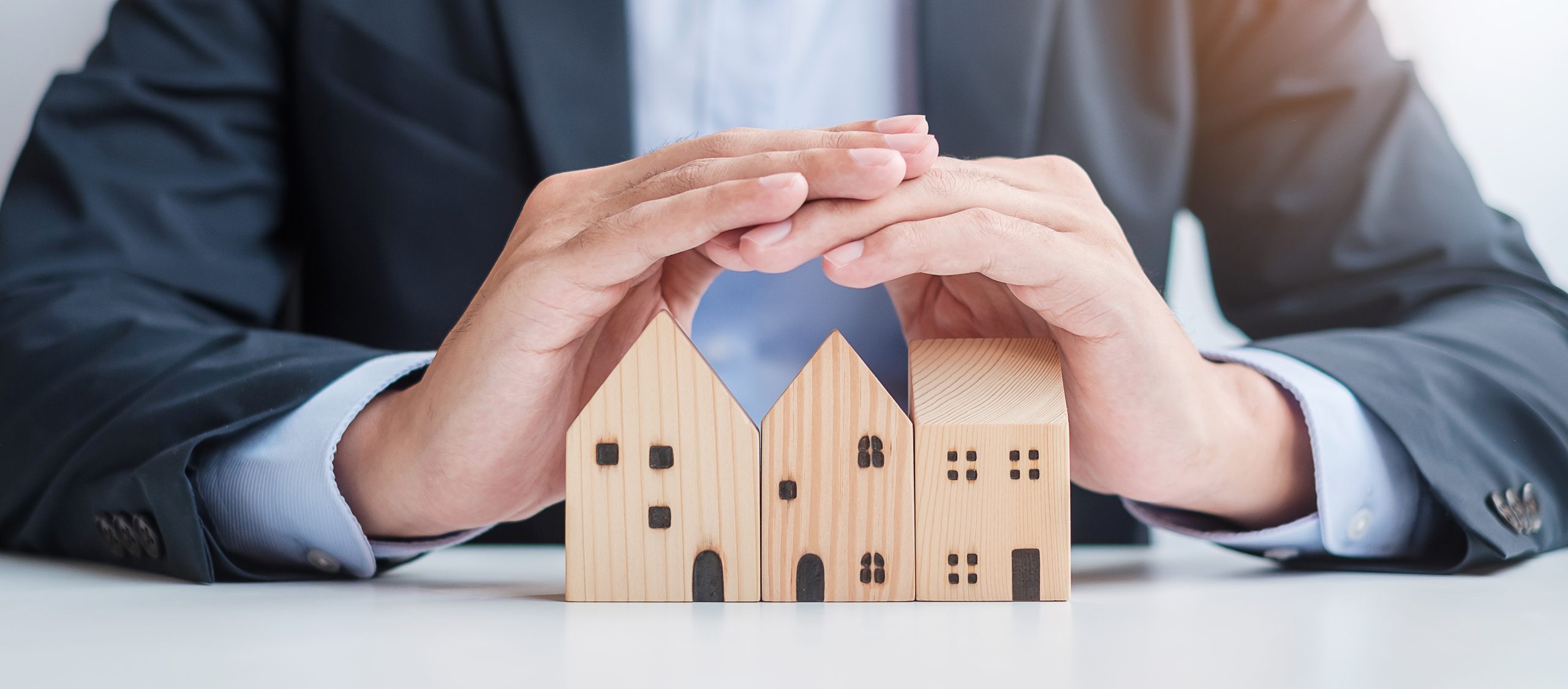 Immobilienverwaltung vs. Hausverwaltung: Was sind die Unterschiede und wie wirken sich diese auf den Verkauf einer Immobilienverwaltung aus.